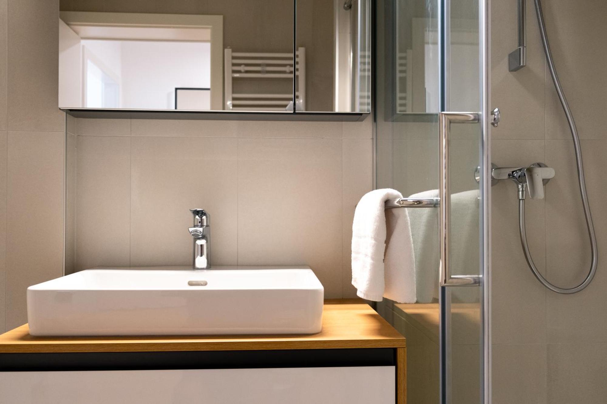 Masarykova Residence - Modern 1-Bedroom In City Center & Free Parking リュブリャナ エクステリア 写真