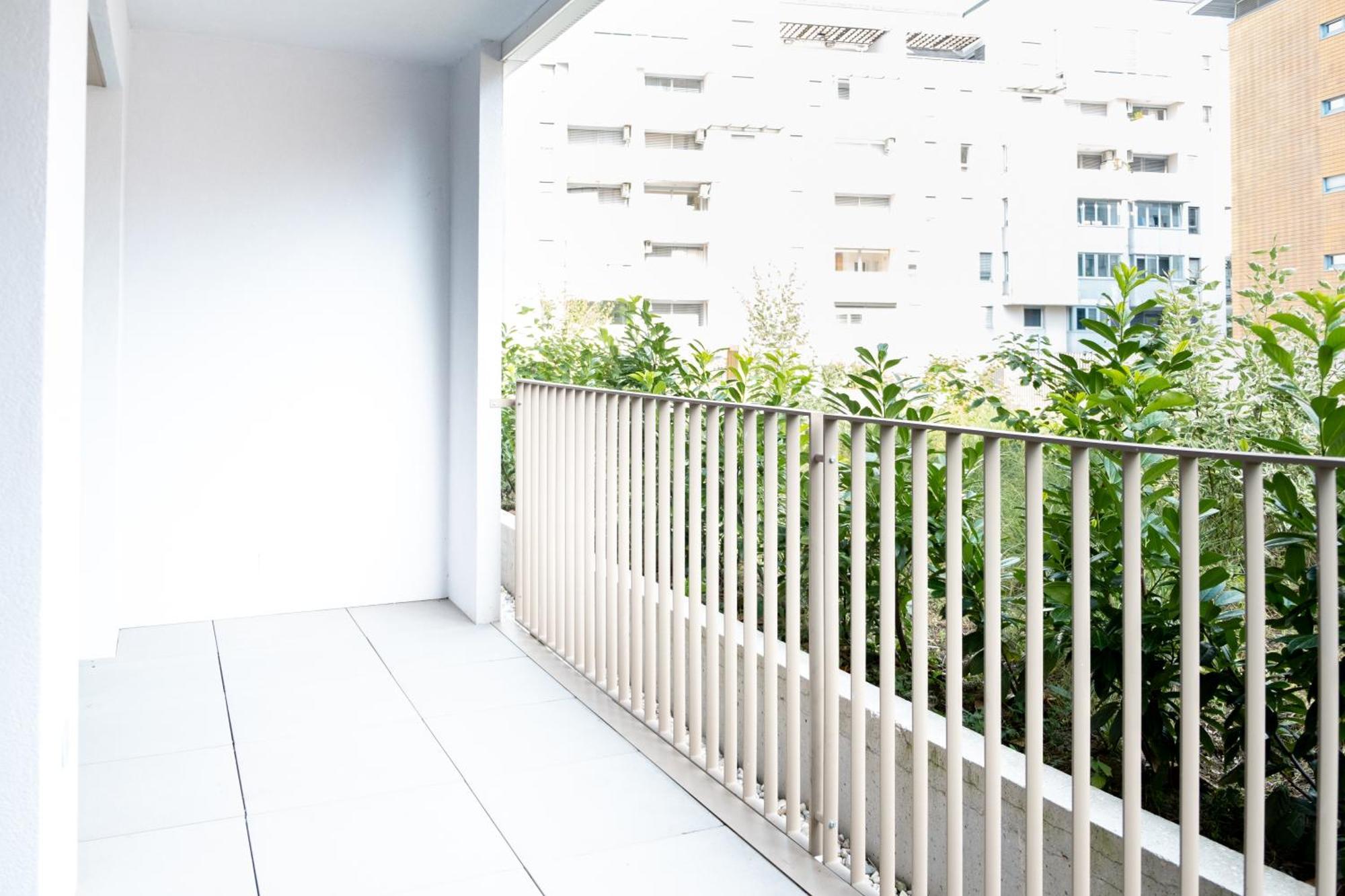 Masarykova Residence - Modern 1-Bedroom In City Center & Free Parking リュブリャナ エクステリア 写真